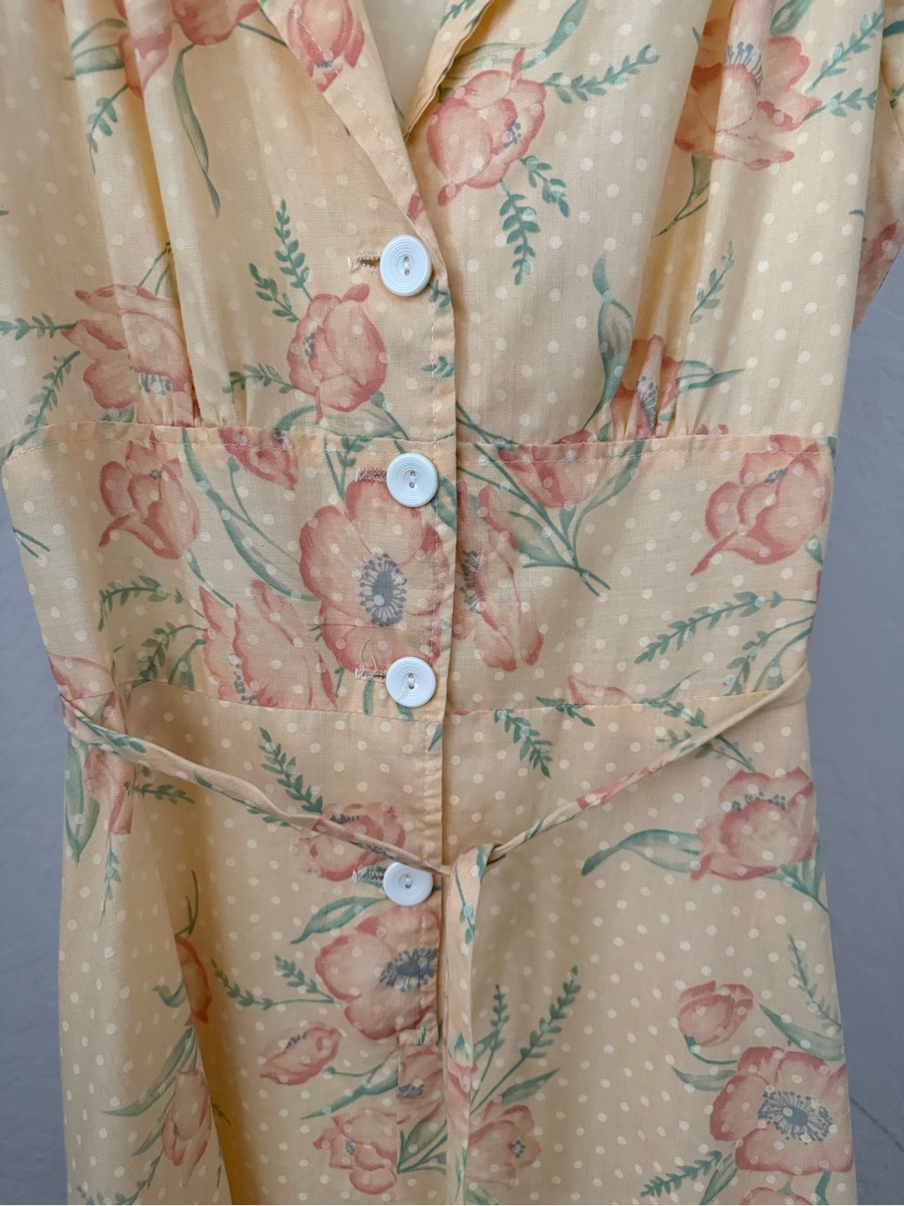 1970s Vintage Pale Peach Poppy Print Dress - Picture 3 of 6